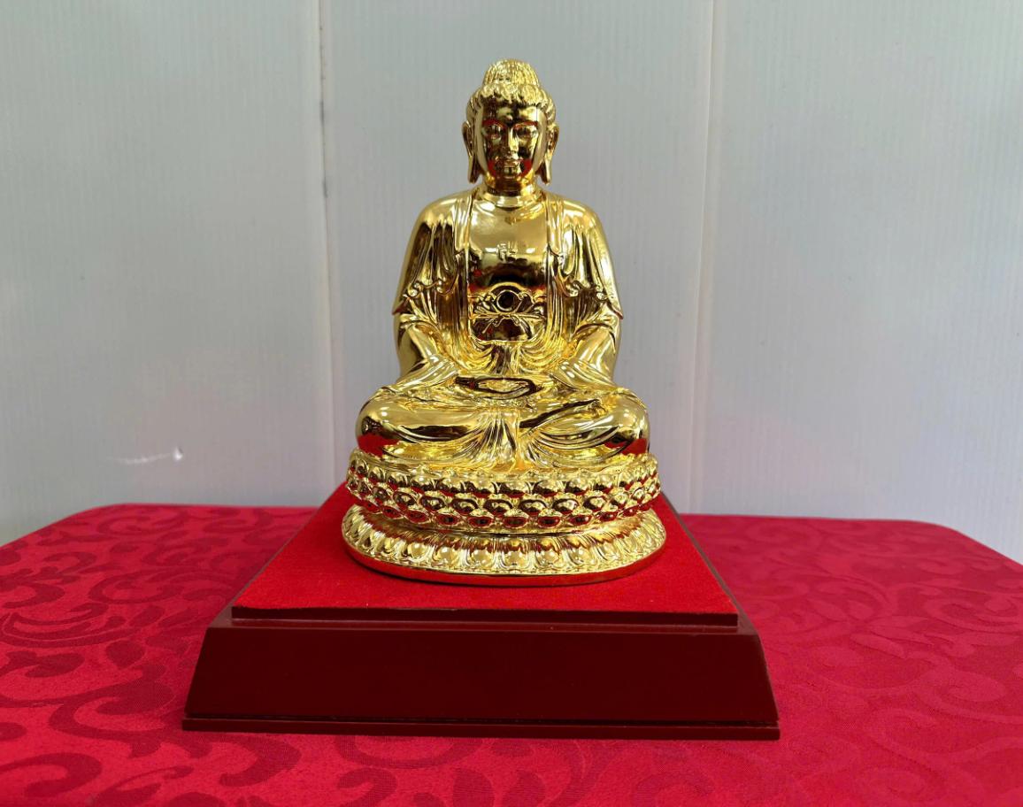 Hình ảnh tương phật bằng đồng mạ vàng Hình ảnh tương phật bằng đồng mạ vàng